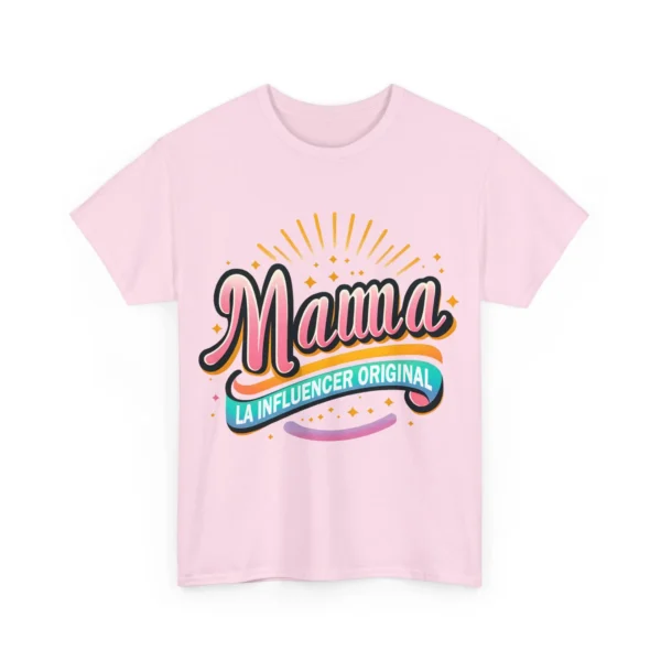 Mama: La influencer original - Unisex heavy cotton tee - Imagen 4